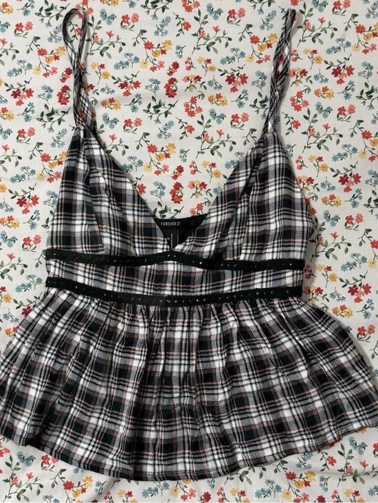 Forever 21 Tops - Forever 21 green & White Plaid Spaghetti-Strap Peplum Top